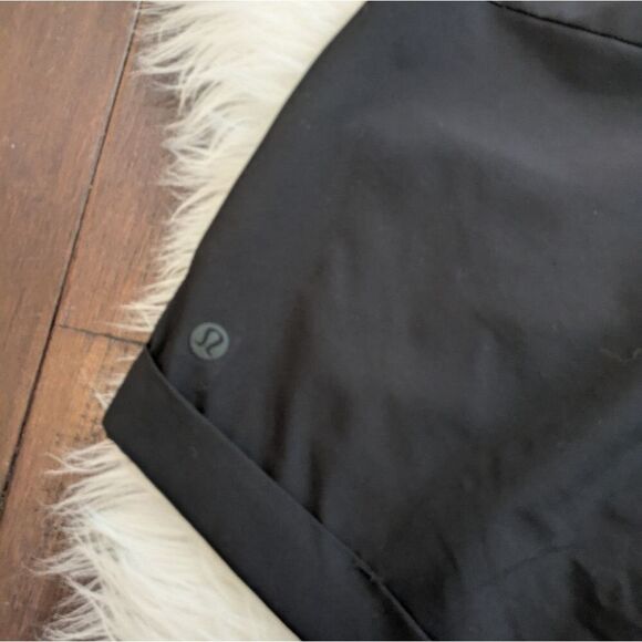 Lululemon Spring Break Away MR Short 3" Women's Black Shorts W7BFYS Size 6 - Picture 6 of 9